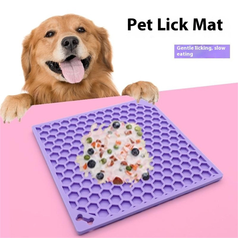 Pet Lick Mat Honeycomb Pattern Slow Feeder Anti-Choke Suction Cup Licking Pad for Dogs / Cats