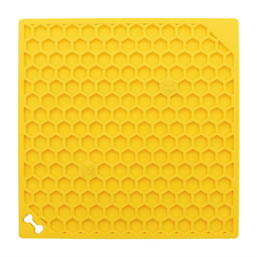 Pet Lick Mat Honeycomb Pattern Slow Feeder Anti-Choke Suction Cup Licking Pad for Dogs / Cats