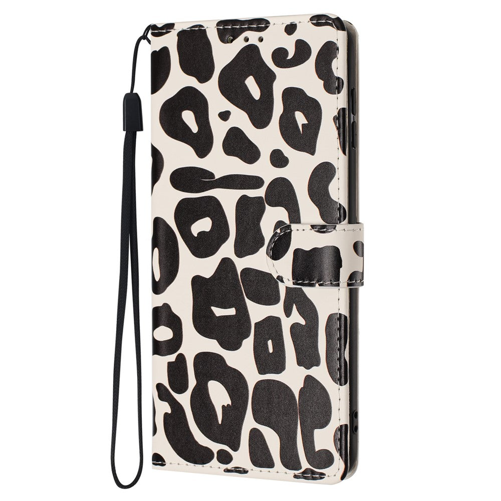 For iPhone 17 Pro Case Leopard Print Wallet Stand Flip Leather Phone Cover with Wrist Strap