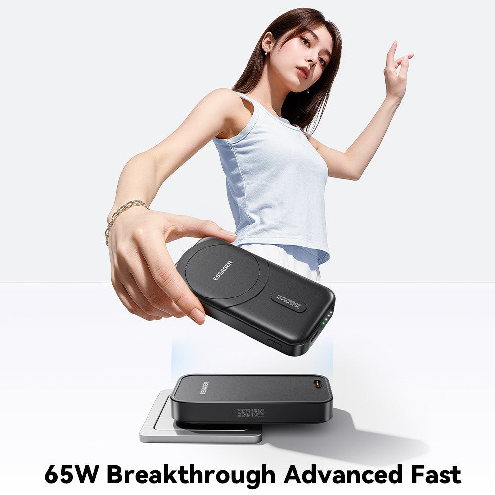 ESSAGER 3 in 1 Travel Adapter Power Bank 5000mAh Fast Charging Magnetic Power Bank High Capacity