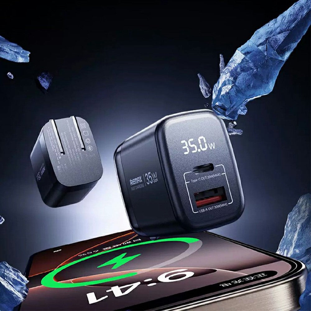 REMAX U2-AC35W GaN Digital Display Fast Charging Adapter 35W Type-C USB-A Charger, UK Plug